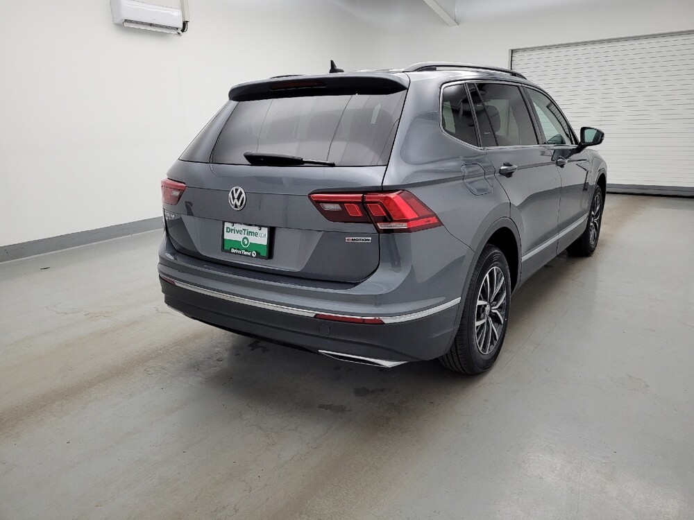 2020 Volkswagen Tiguan in Cincinnati, OH 45255 - 18137413 9
