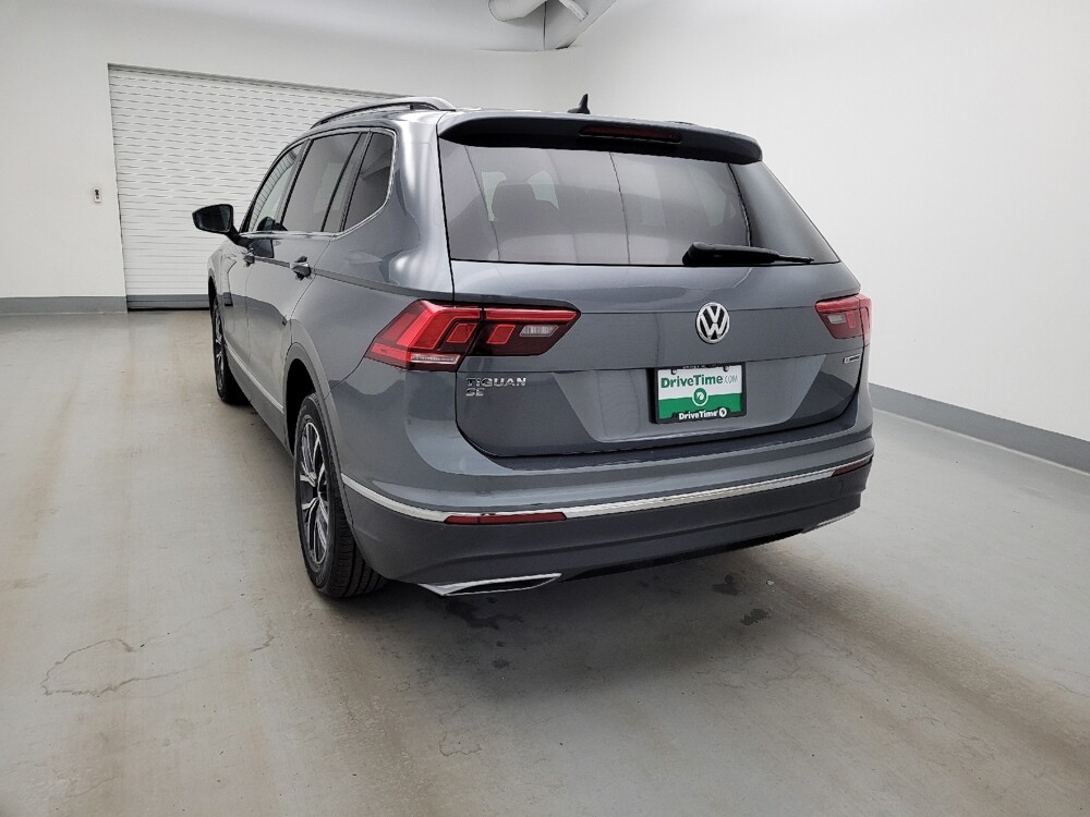 2020 Volkswagen Tiguan in Cincinnati, OH 45255 - 18137413 6