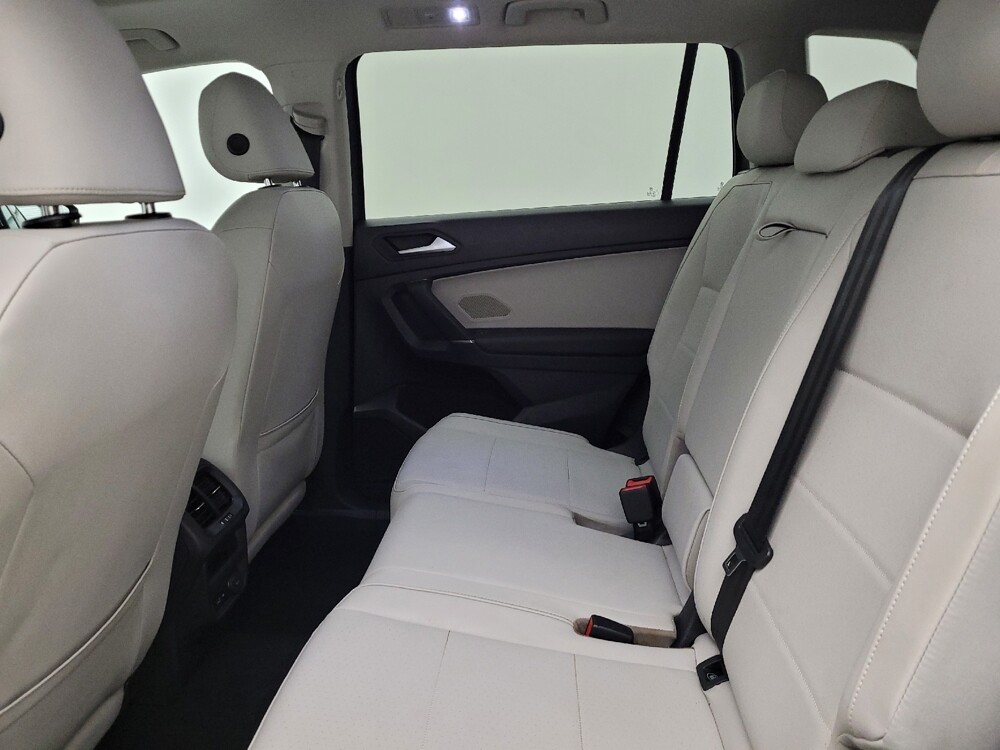 2020 Volkswagen Tiguan in Cincinnati, OH 45255 - 18137413 18