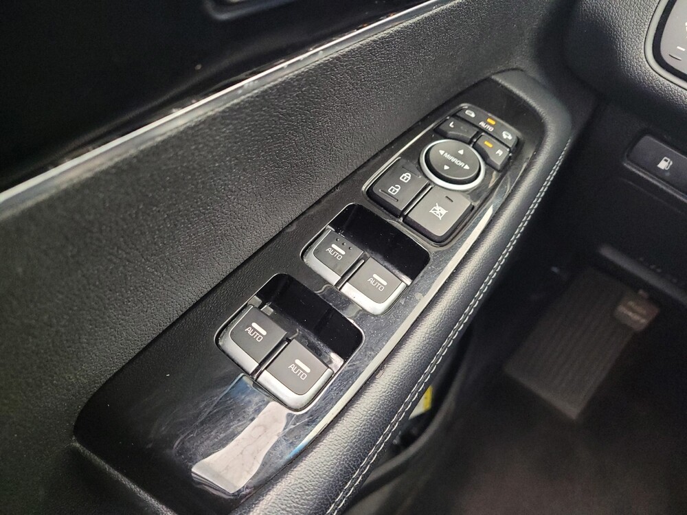 2016 Kia Sorento in Columbus, OH 43231 - 18137415 27