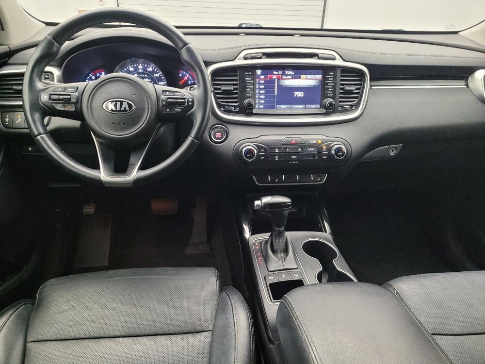 2016 Kia Sorento in Columbus, OH 43231 - 18137415 22