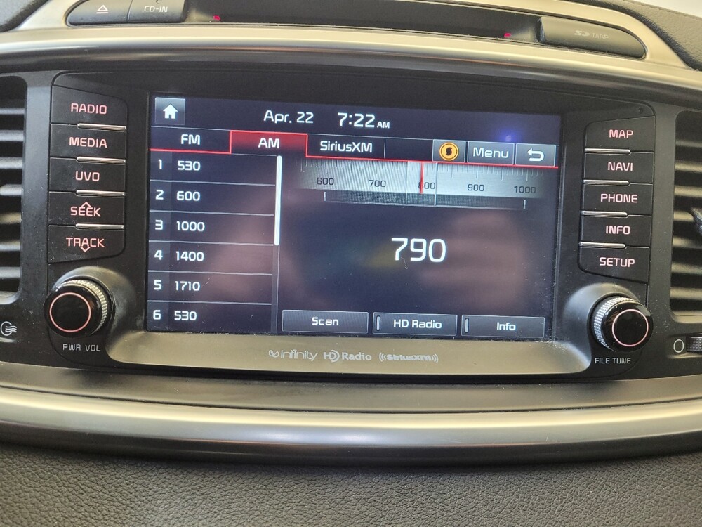 2016 Kia Sorento in Columbus, OH 43231 - 18137415 25