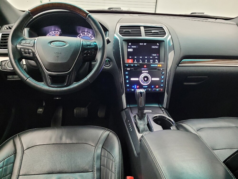 2017 Ford Explorer in Columbus, OH 43231 - 18137416 22