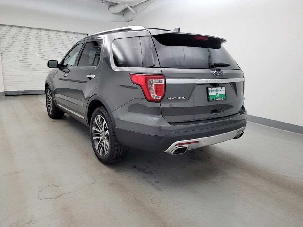 2017 Ford Explorer in Columbus, OH 43231 - 18137416 5