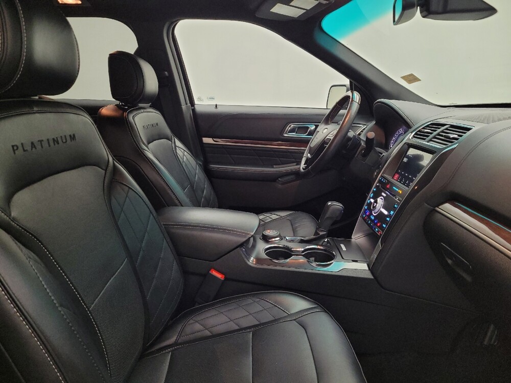 2017 Ford Explorer in Columbus, OH 43231 - 18137416 21