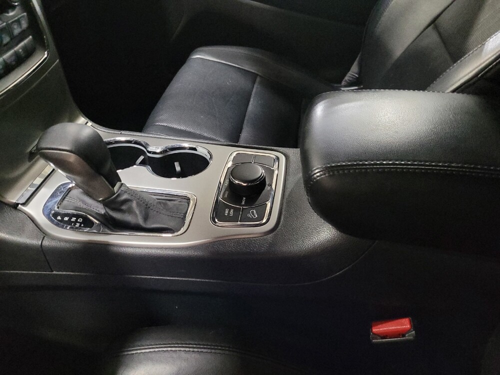 2018 Jeep Grand Cherokee in Pittsburgh, PA 15237 - 18137419 26