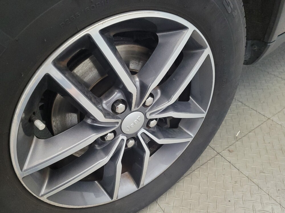 2018 Jeep Grand Cherokee in Pittsburgh, PA 15237 - 18137419 31