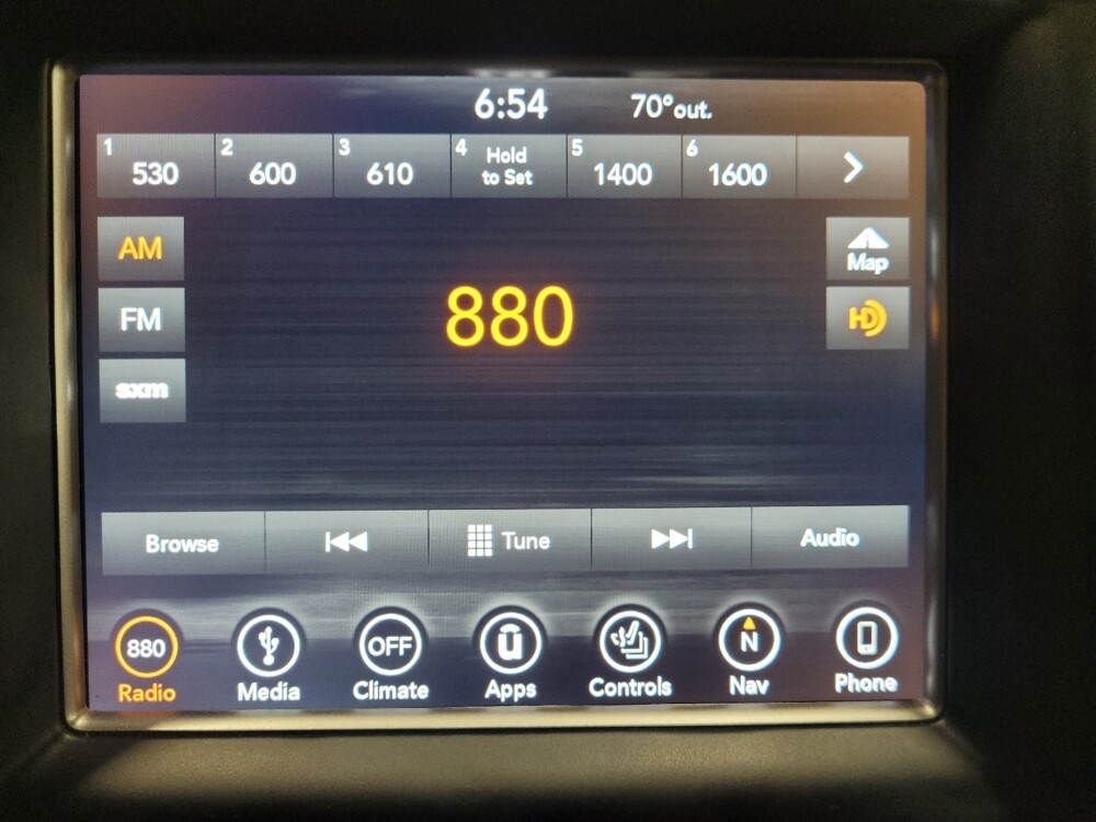 2018 Jeep Grand Cherokee in Pittsburgh, PA 15237 - 18137419 25