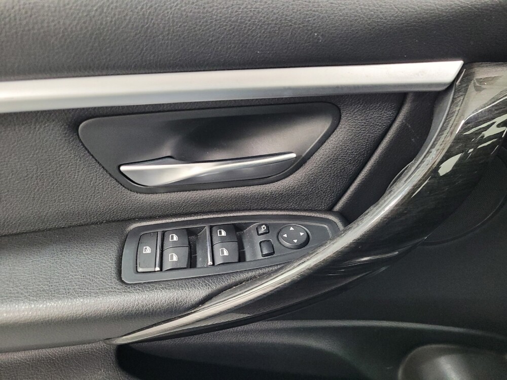 2018 BMW 330i xDrive in Pittsburgh, PA 15236 - 18137422 27