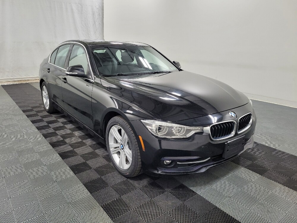 2018 BMW 330i xDrive in Pittsburgh, PA 15236 - 18137422 13