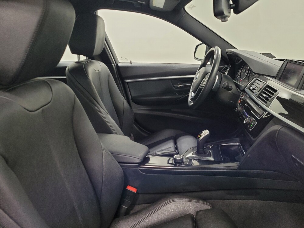 2018 BMW 330i xDrive in Pittsburgh, PA 15236 - 18137422 21