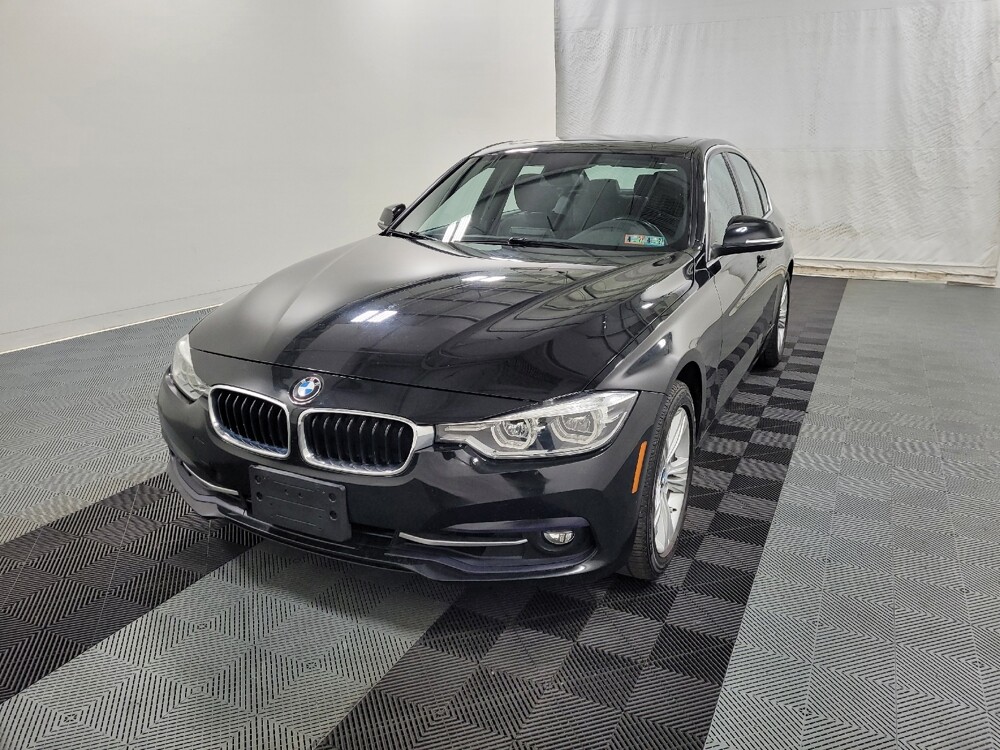 2018 BMW 330i xDrive in Pittsburgh, PA 15236 - 18137422 15