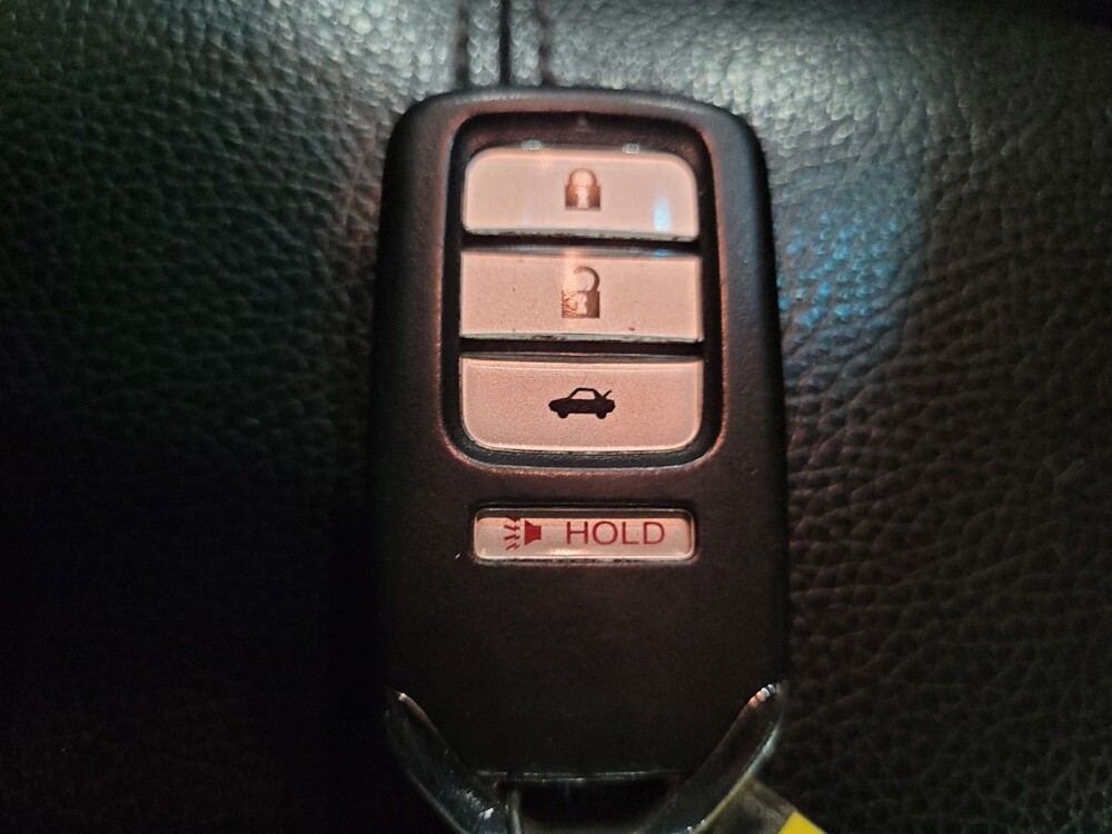2015 Honda Accord in New Castle, DE 19720 - 18137426 32