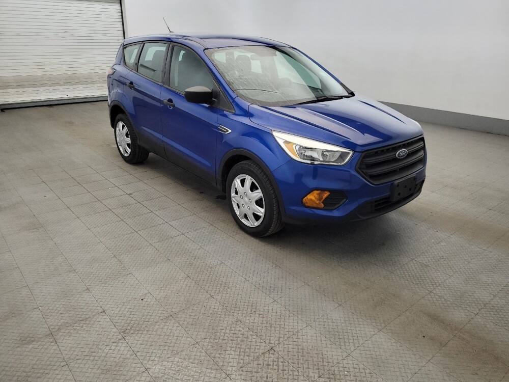 2017 Ford Escape in Williamstown, NJ 8094 - 18137438 13
