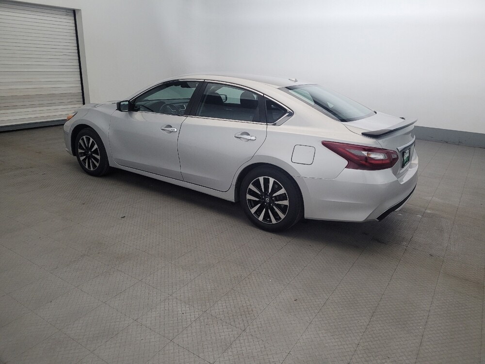 2018 Nissan Altima in New Castle, DE 19720 - 18137440 3