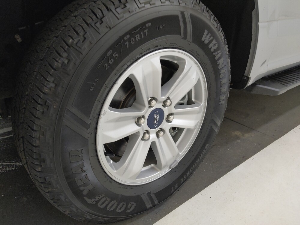 2020 Ford F150 in Gladstone, MO 64118 - 18137451 31