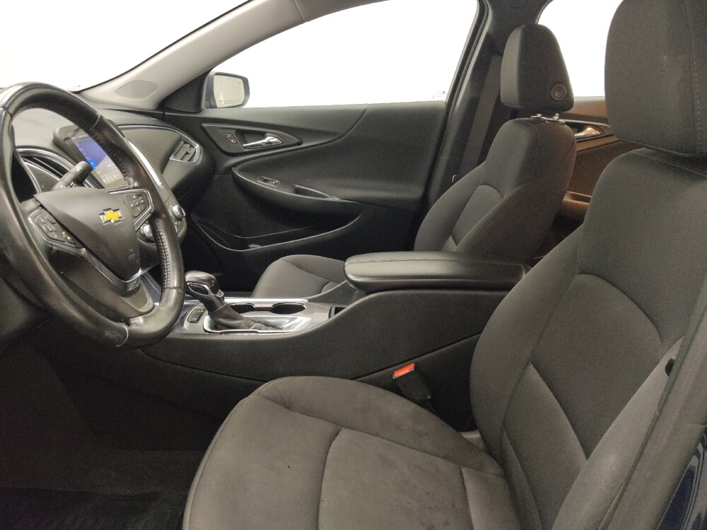 2021 Chevrolet Malibu in Des Moines, IA 50310 - 18137456 17