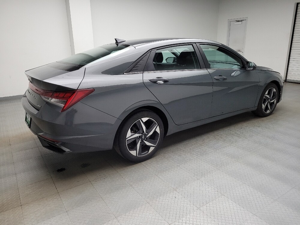 2023 Hyundai Elantra in Eastpointe, MI 48021 - 18137459 10