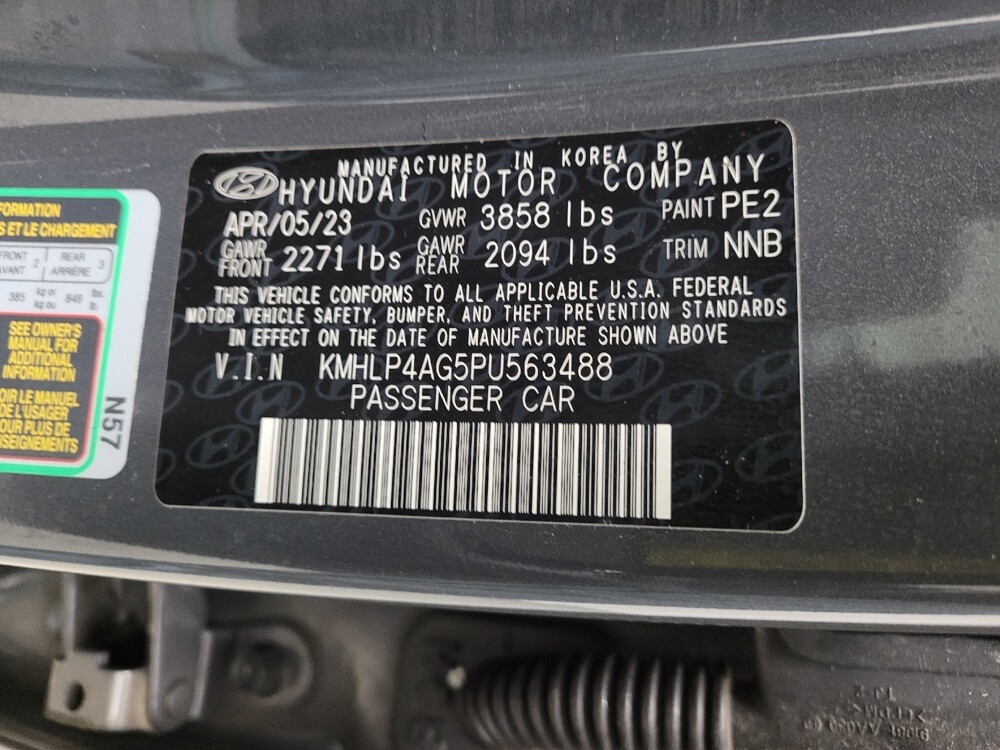 2023 Hyundai Elantra in Eastpointe, MI 48021 - 18137459 33