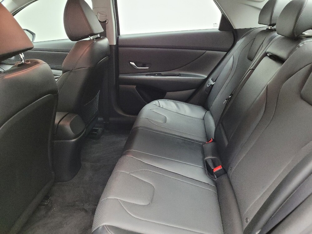 2023 Hyundai Elantra in Eastpointe, MI 48021 - 18137459 18