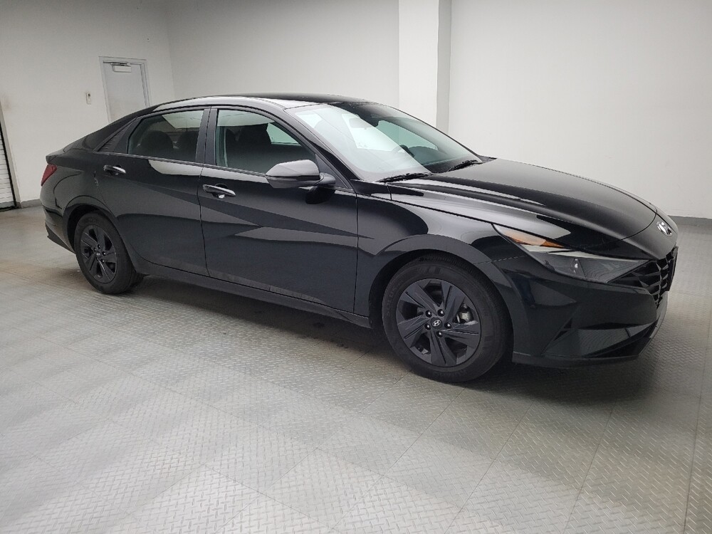 2023 Hyundai Elantra in Eastpointe, MI 48021 - 18137460 11