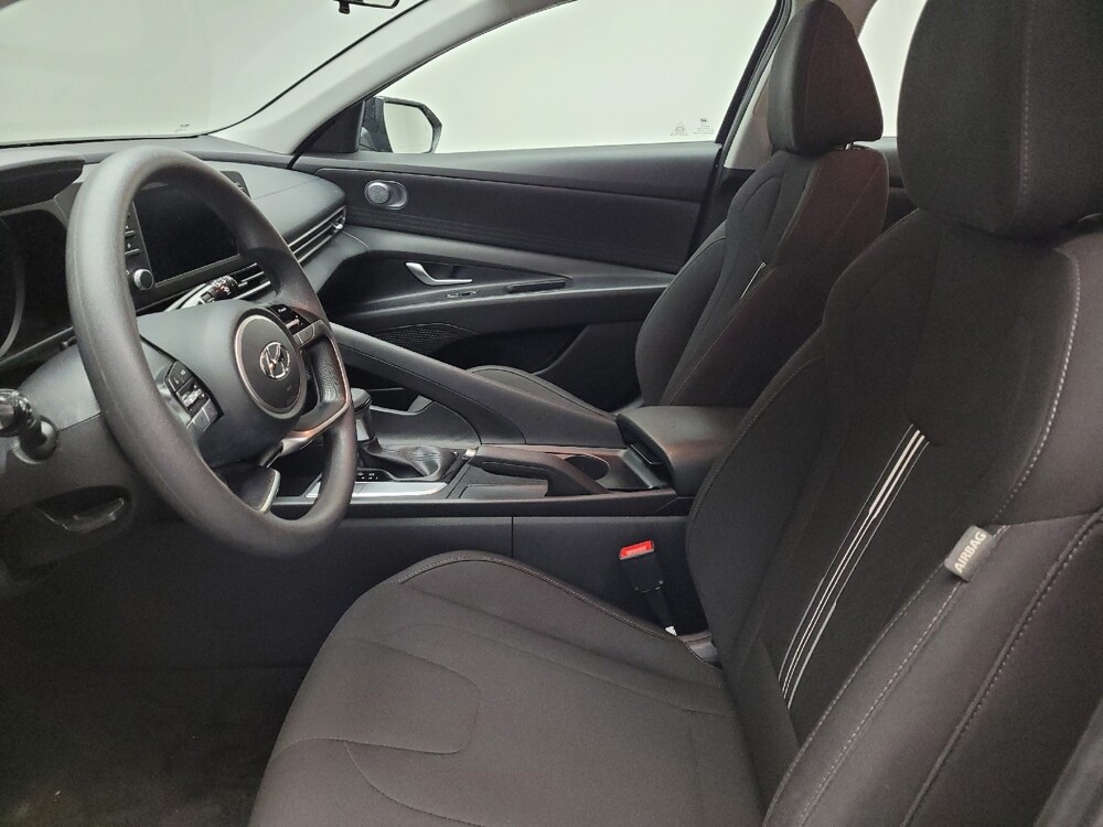 2023 Hyundai Elantra in Eastpointe, MI 48021 - 18137460 17