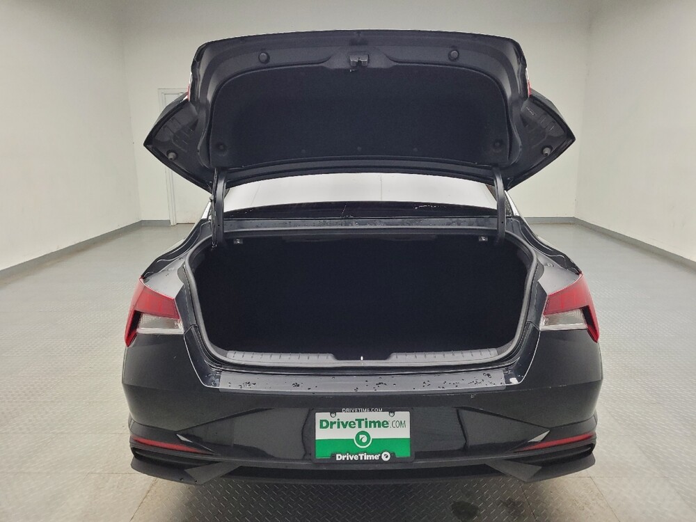 2023 Hyundai Elantra in Eastpointe, MI 48021 - 18137460 29