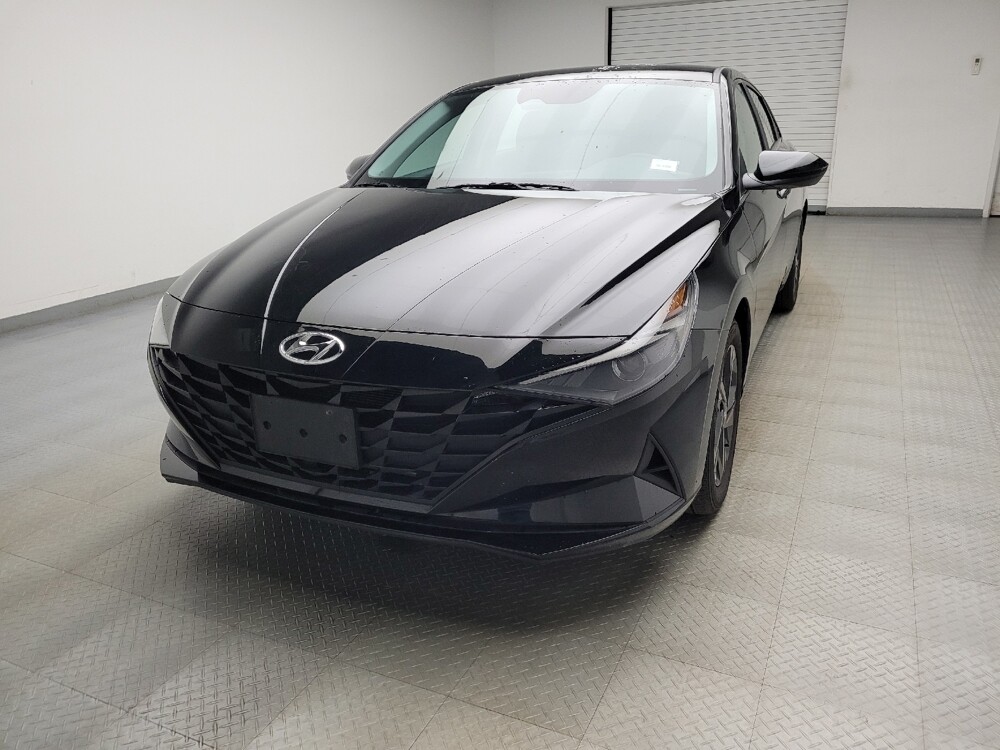 2023 Hyundai Elantra in Eastpointe, MI 48021 - 18137460 15