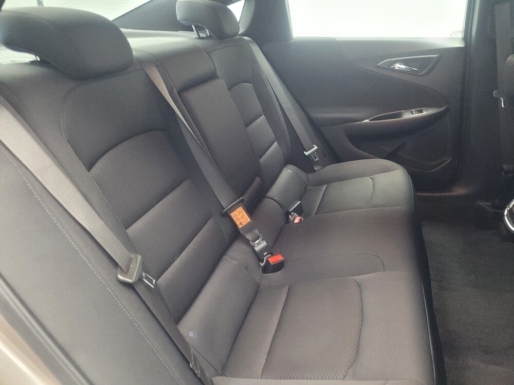 2025 Chevrolet Malibu in Highland, IN 46322 - 18137462 19