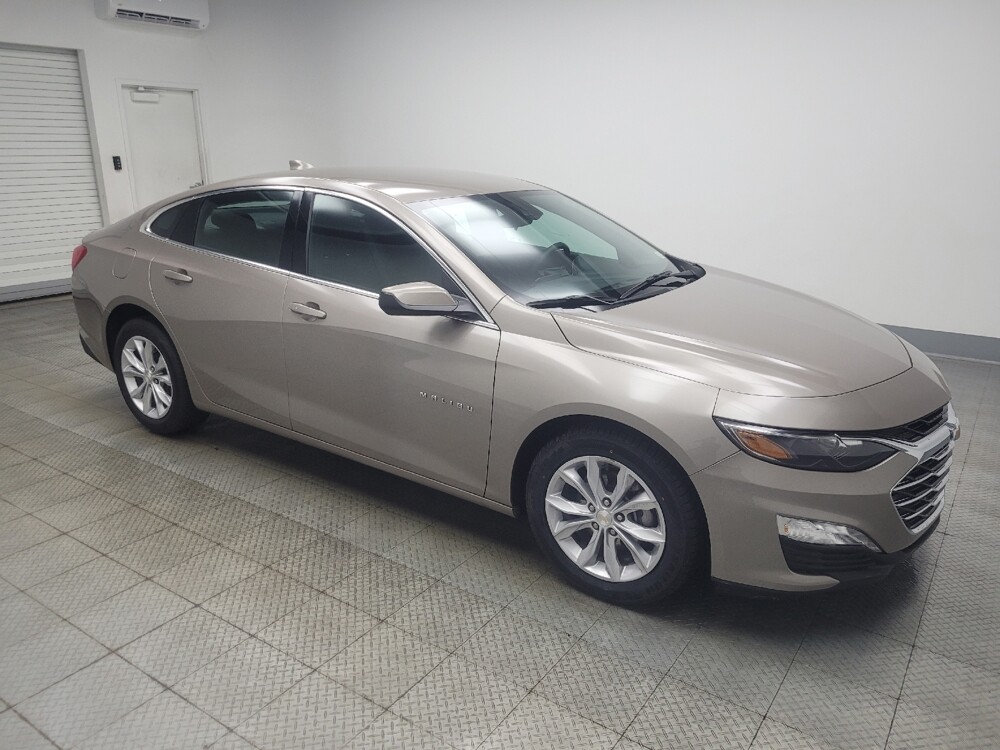 2025 Chevrolet Malibu in Highland, IN 46322 - 18137462 11