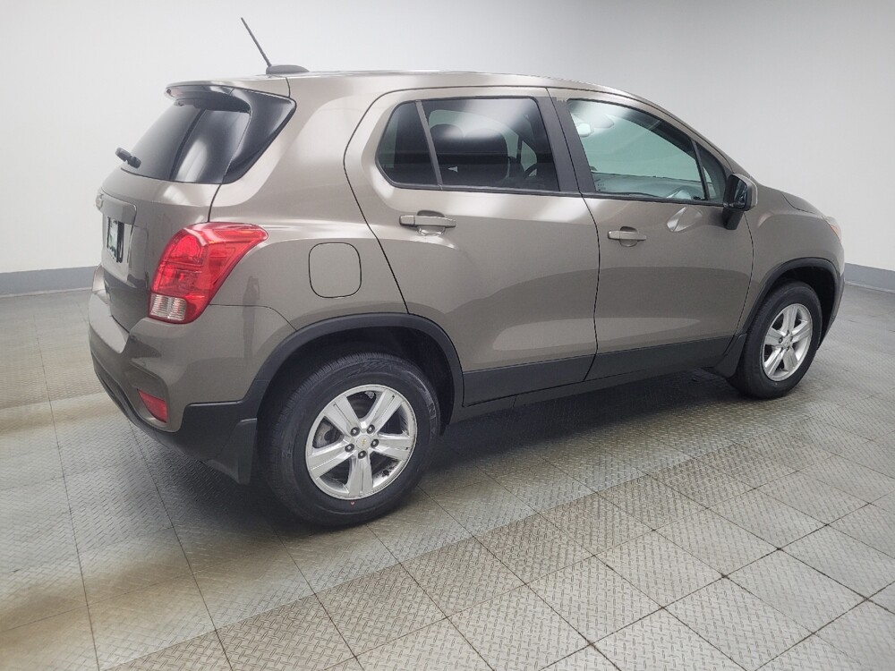 2020 Chevrolet Trax in Mishawaka, IN 46545 - 18137463 10