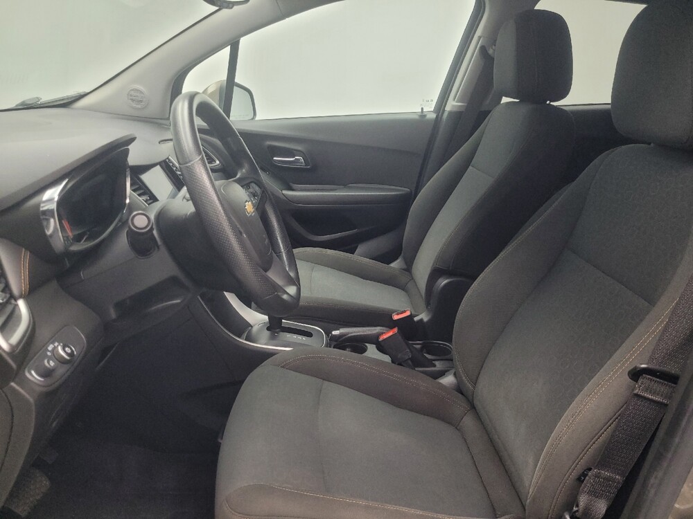 2020 Chevrolet Trax in Mishawaka, IN 46545 - 18137463 17