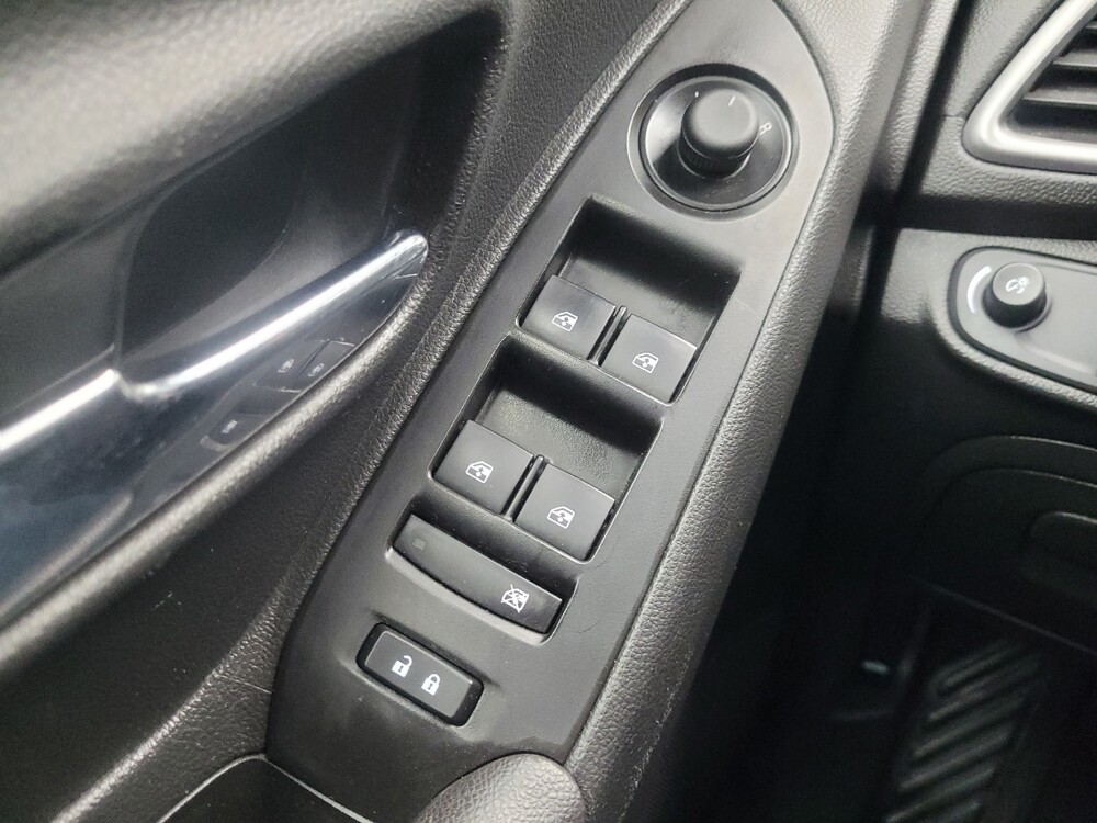 2020 Chevrolet Trax in Mishawaka, IN 46545 - 18137463 27
