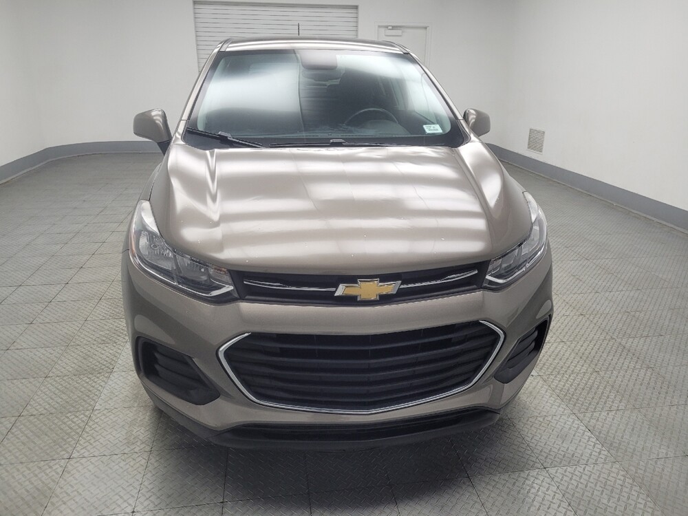 2020 Chevrolet Trax in Mishawaka, IN 46545 - 18137463 14