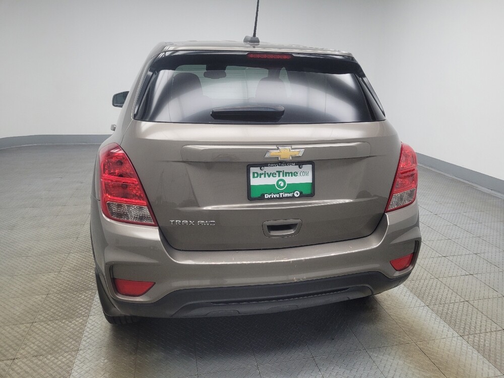 2020 Chevrolet Trax in Mishawaka, IN 46545 - 18137463 6