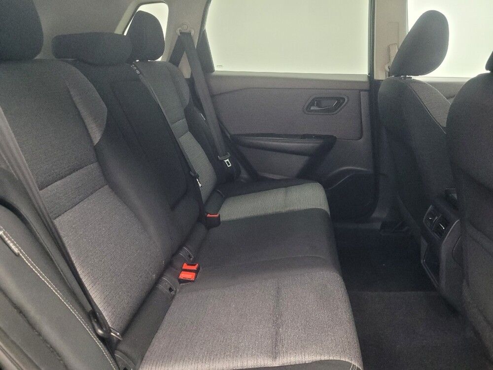 2021 Nissan Rogue in Highland, IN 46322 - 18137464 19