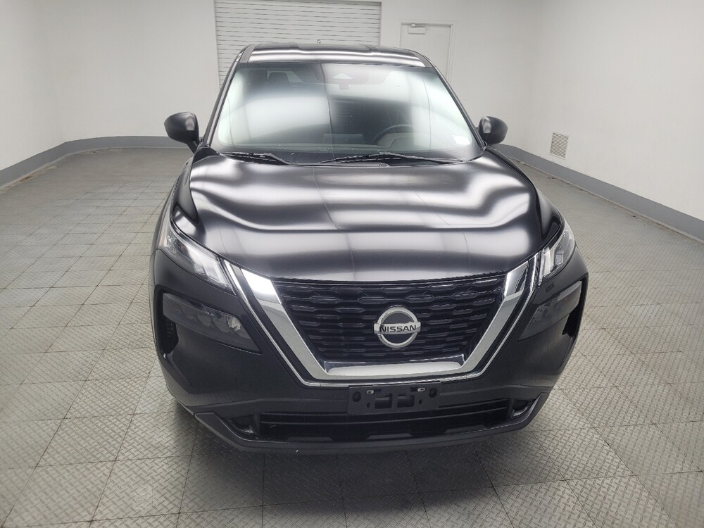 2021 Nissan Rogue in Highland, IN 46322 - 18137464 14