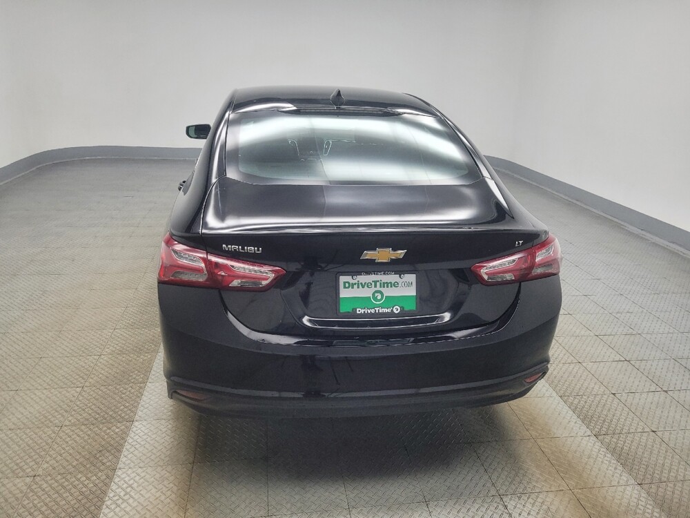 2022 Chevrolet Malibu in Ft Wayne, IN 46805 - 18137467 6
