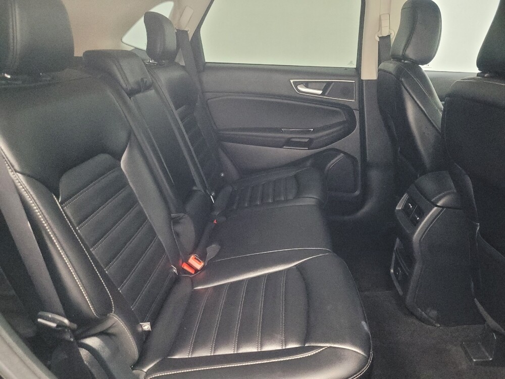 2020 Ford Edge in Mishawaka, IN 46545 - 18137468 19
