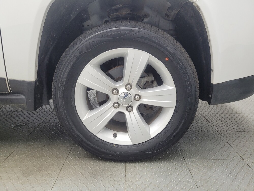 2016 Jeep Compass in Ft Wayne, IN 46805 - 18137469 31