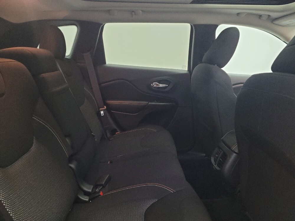 2016 Jeep Cherokee in Columbus, OH 43231 - 18137472 19