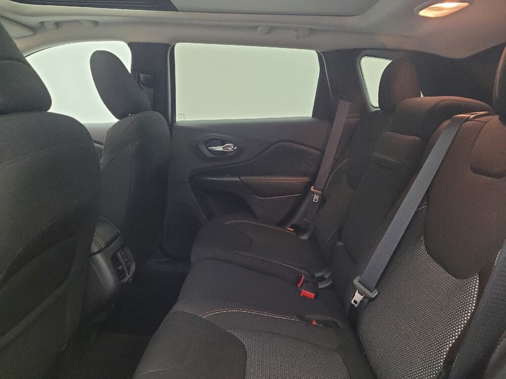 2016 Jeep Cherokee in Columbus, OH 43231 - 18137472 18