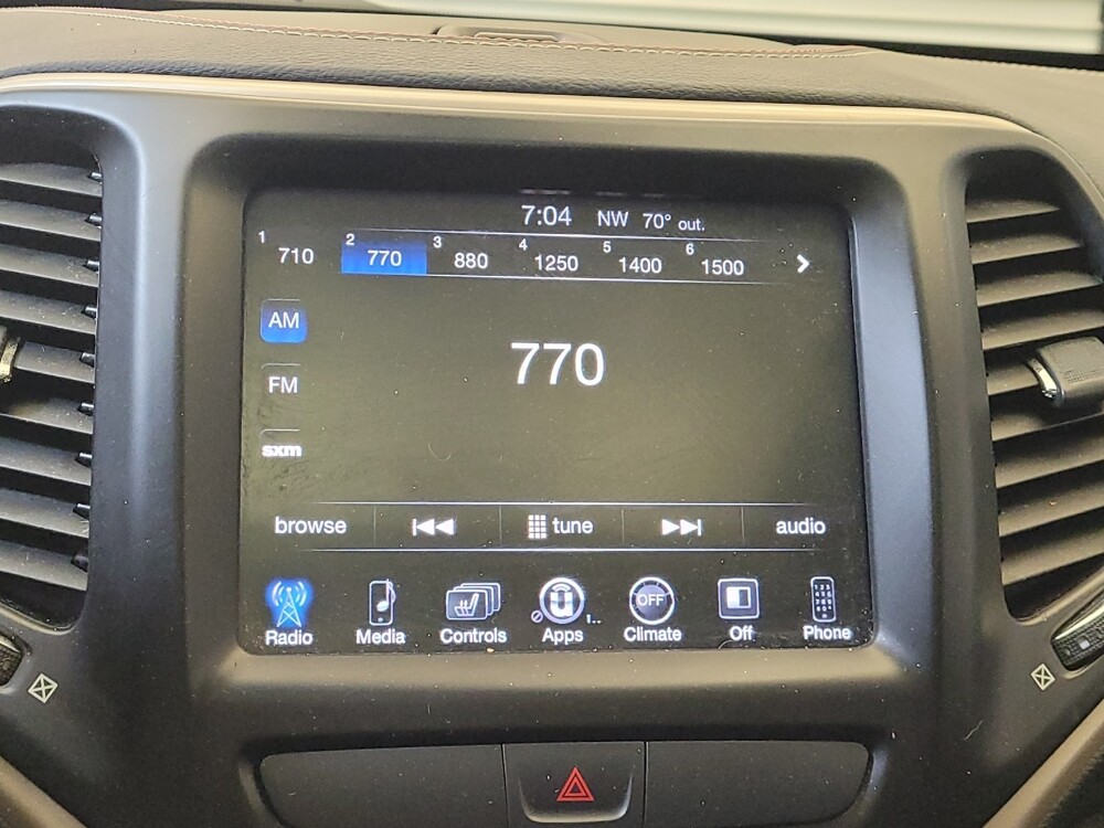 2016 Jeep Cherokee in Columbus, OH 43231 - 18137472 25