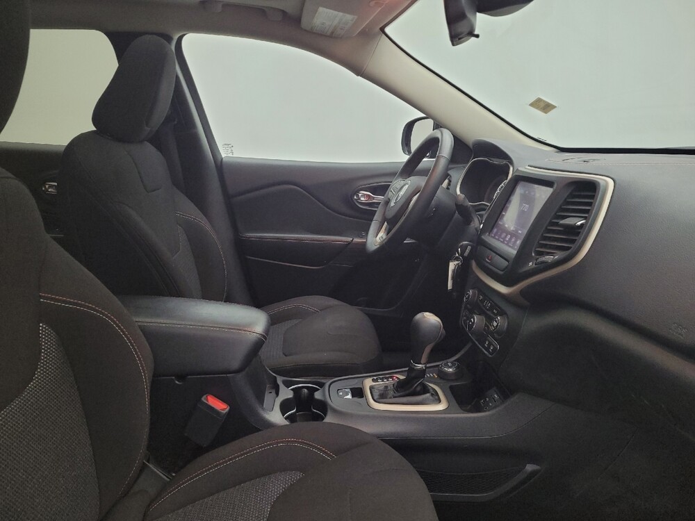 2016 Jeep Cherokee in Columbus, OH 43231 - 18137472 21