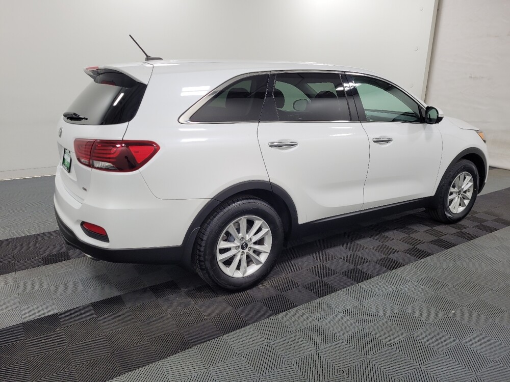 2019 Kia Sorento in Pittsburgh, PA 15236 - 18137473 10