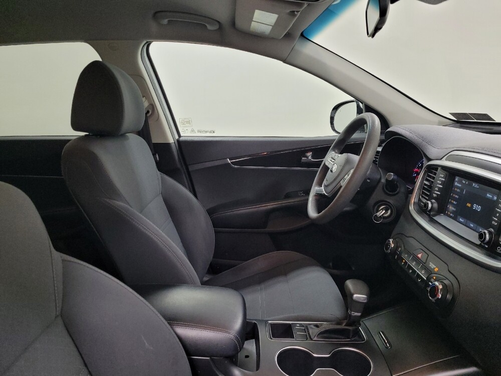 2019 Kia Sorento in Pittsburgh, PA 15236 - 18137473 21