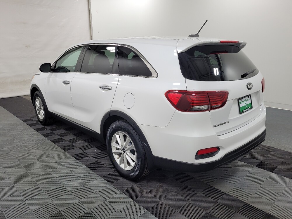 2019 Kia Sorento in Pittsburgh, PA 15236 - 18137473 3