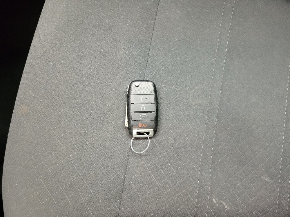 2019 Kia Sorento in Pittsburgh, PA 15236 - 18137473 32