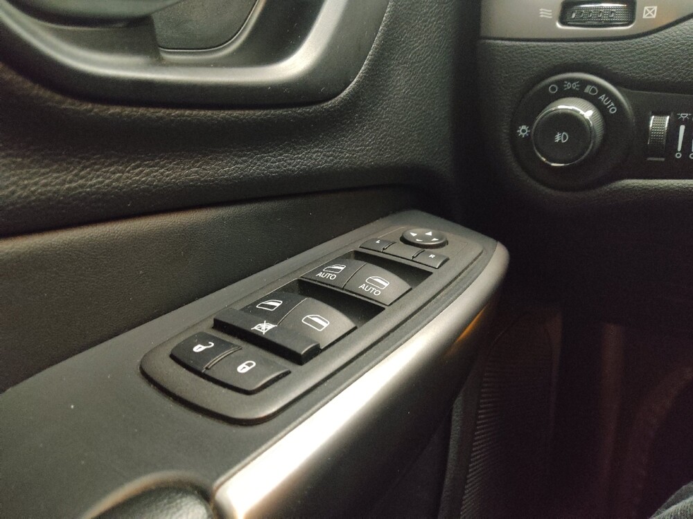 2021 Jeep Cherokee in Des Moines, IA 50310 - 18137478 27