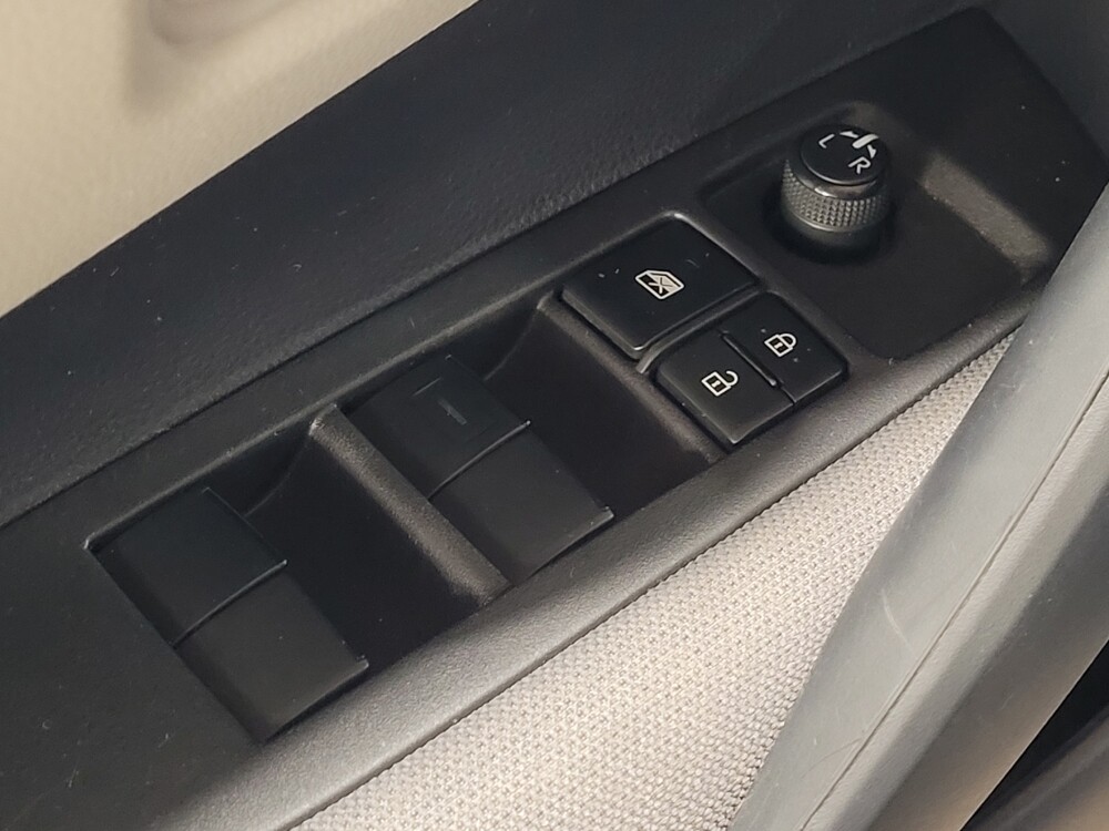 2021 Toyota Corolla in Salem, VA 24153 - 18137484 27